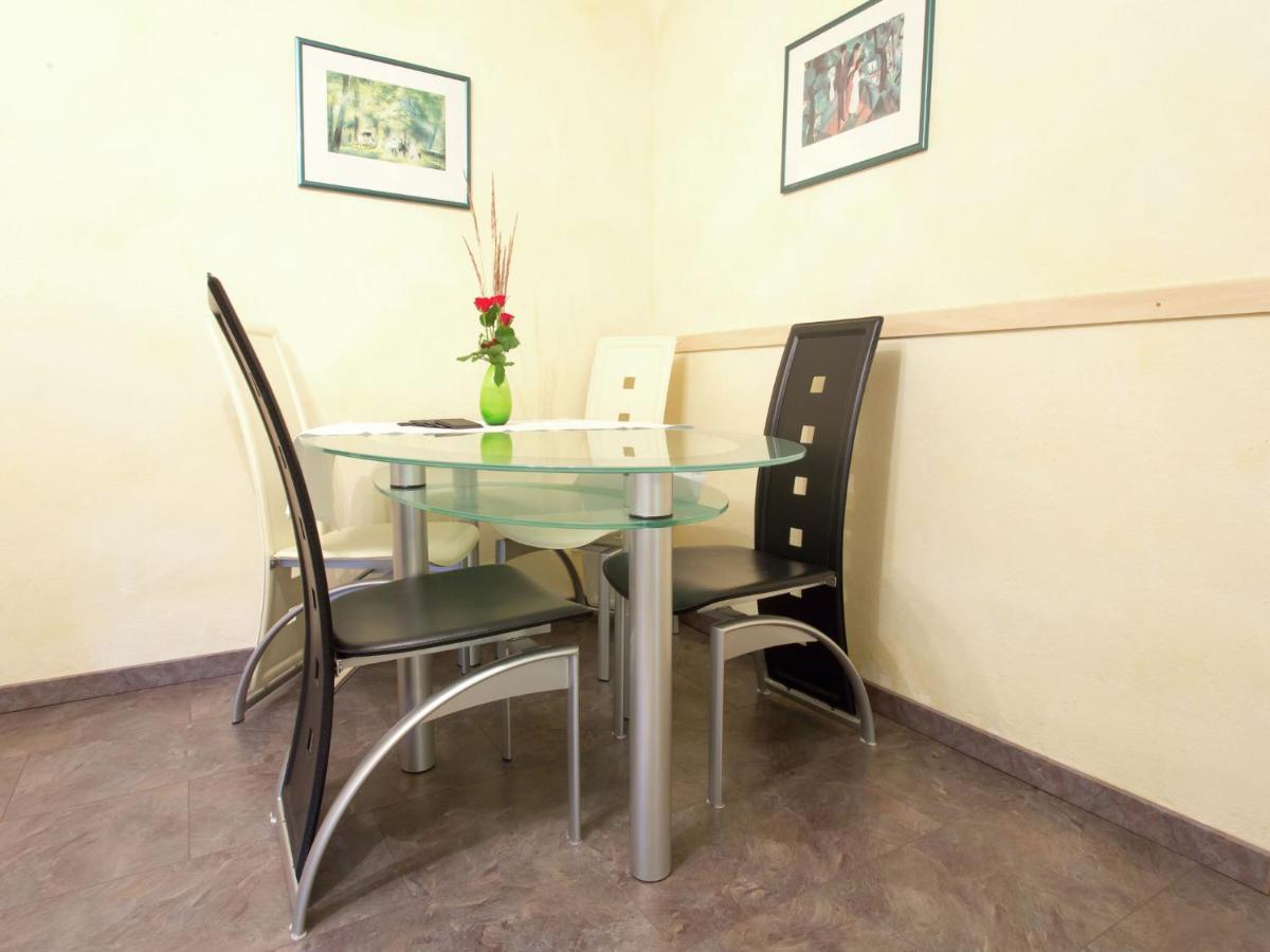 Apartment Close To Hiking And Cycling Trails Lambertsberg 外观 照片